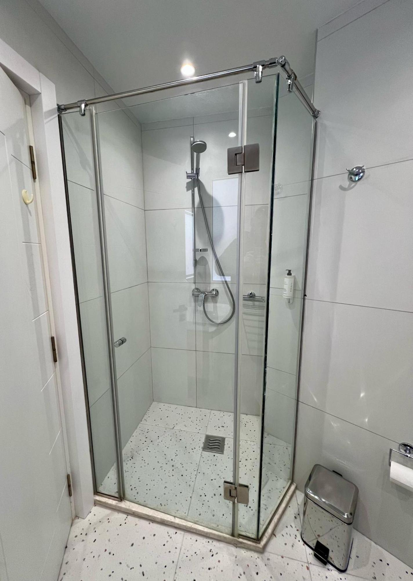Apartamento Metropolitan Charm: Cozy 1Br In 7Min To Skanderbeg Tirana Exterior foto
